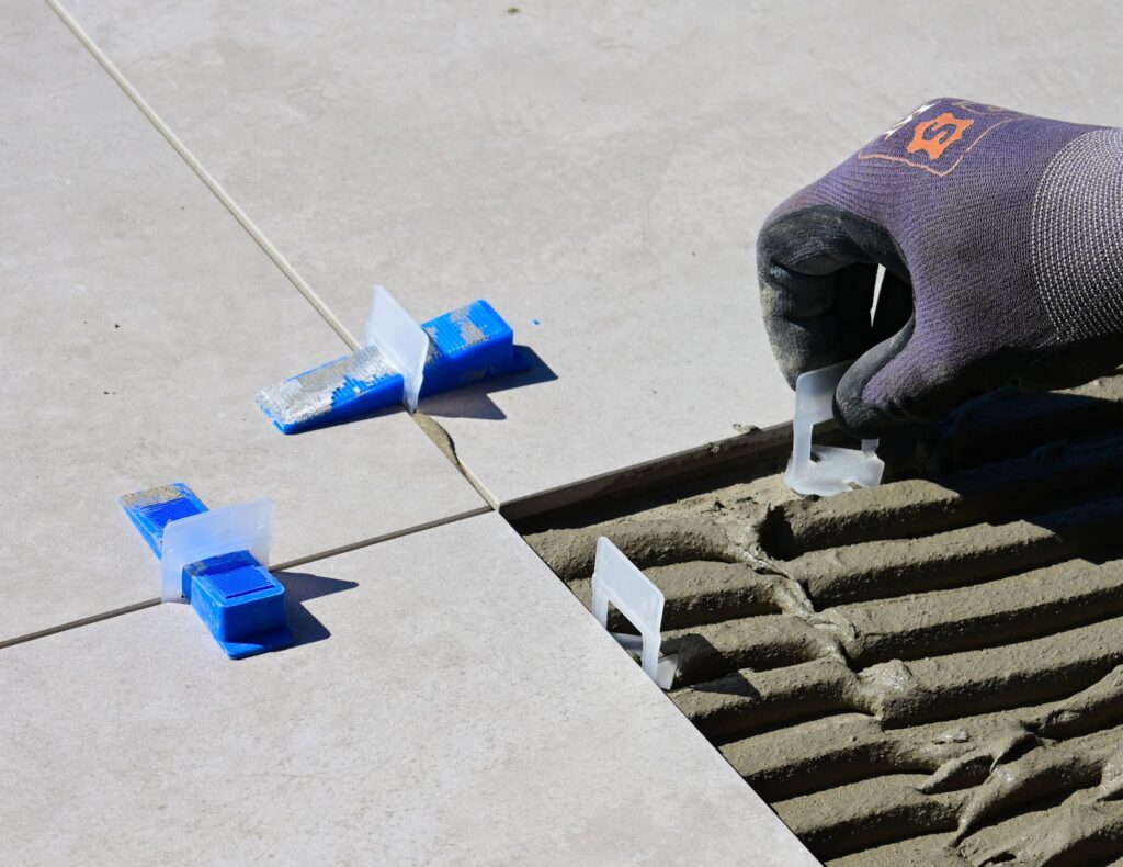 Voegmiddel kiezen: epoxy, cement of hybride?